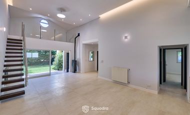 VENTA | ALQUILER - Casa 3 dormitorios, quincho y parrillero  - Kentucky Club de Campo, Funes.
