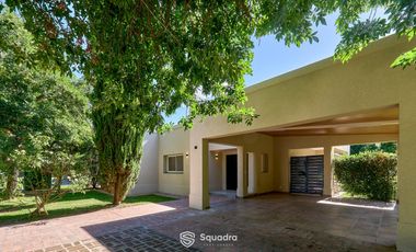 VENTA | ALQUILER - Casa 3 dormitorios, quincho y parrillero  - Kentucky Club de Campo, Funes.
