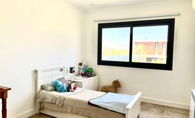 ALQUILER, CASA, PUERTOS DEL LAGO, BARRIO VISTAS, LOTE al 100