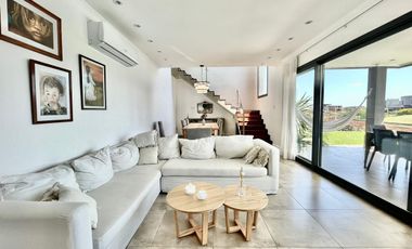 ALQUILER, CASA, PUERTOS DEL LAGO, BARRIO VISTAS, LOTE al 100