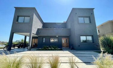 ALQUILER, CASA, PUERTOS DEL LAGO, BARRIO VISTAS, LOTE al 100
