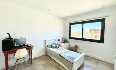 ALQUILER, CASA, PUERTOS DEL LAGO, BARRIO VISTAS, LOTE al 100