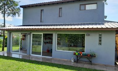 Chalet 5 ambientes con piscina sobre lote de 770 m² – Sierra de los Padres