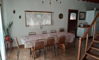 Chalet 5 ambientes con piscina sobre lote de 770 m² – Sierra de los Padres