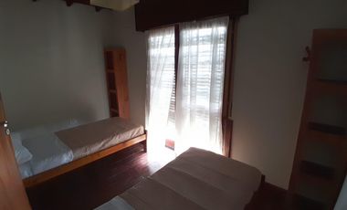 Chalet 5 ambientes con piscina sobre lote de 770 m² – Sierra de los Padres