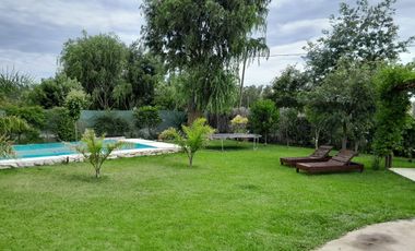 Chalet 5 ambientes con piscina sobre lote de 770 m² – Sierra de los Padres
