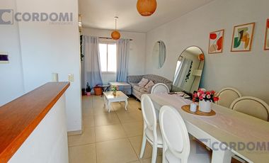 Venta Departamento en Remedios De Escalada de 2 ambientes al Frente con Balcón