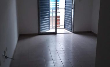 Departamento en  Casiano Calderón y Coronel Dominguez