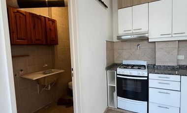 Alquiler departamento 2 ambientes en alquiler en San Fernando con terraza amplia y sin expensas