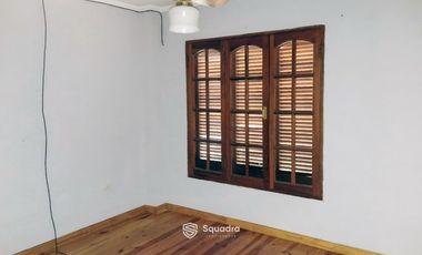 VENTA | PERMUTA - Casa de 3 dormitorios con cochera, patio, parrillero y pileta - Gálvez.