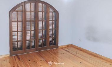 VENTA | PERMUTA - Casa de 3 dormitorios con cochera, patio, parrillero y pileta - Gálvez.