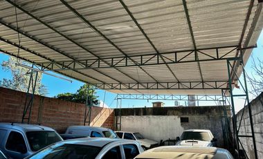 Galpón en Villa San Diego