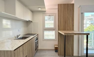 Departamento de Dos ambientes con Cochera y amenities