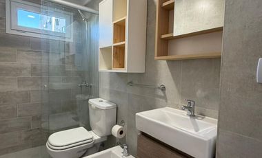 Departamento de Dos ambientes con Cochera y amenities