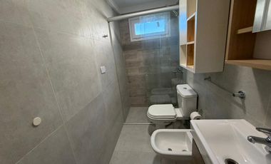 Departamento de Dos ambientes con Cochera y amenities