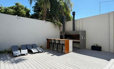 Departamento de Dos ambientes con Cochera y amenities