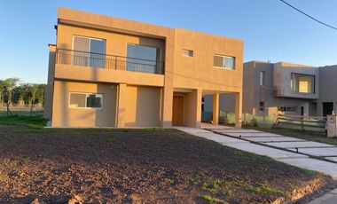 Casa en venta HUDSON PARK 3 dormitorios