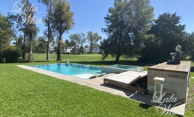 Casa con pileta en venta - Saint Thomas Este, Canning, Esteban Echeverría