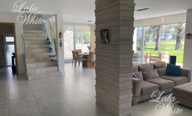 Casa con pileta en venta - Saint Thomas Este, Canning, Esteban Echeverría