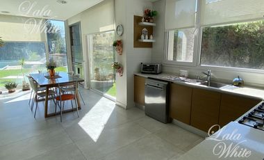 Casa con pileta en venta - Saint Thomas Este, Canning, Esteban Echeverría