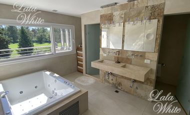 Casa con pileta en venta - Saint Thomas Este, Canning, Esteban Echeverría