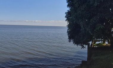 Casa frente al río Paraná en Santa Tecla, Corrientes