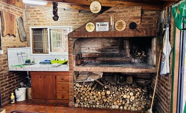 Casa con Quincho, Depto y Piscina Colón Entre Ríos