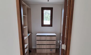 ARRIENDO EXCLUSIVO CONDOMINIO SANTA ELENA CHICUREO