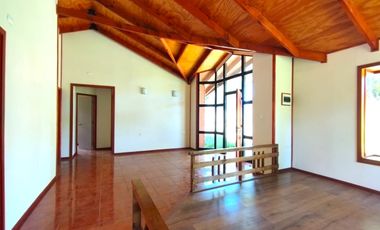 ARRIENDO CASA CAMINO A PUMALAL