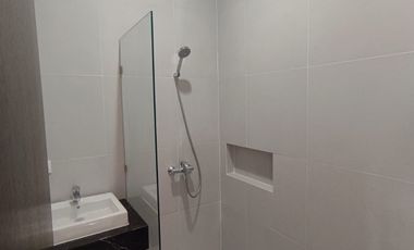 Sewa Rumah Baru Siap Huni di District 9 Citraland Utama