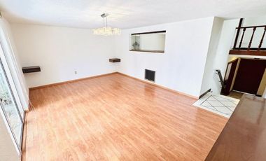 Casa en Venta en Lomas de las Palmas, Huixquilucan
