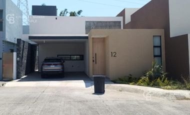 Residencia de una planta amueblada en renta en Las Palmas, Veracruz