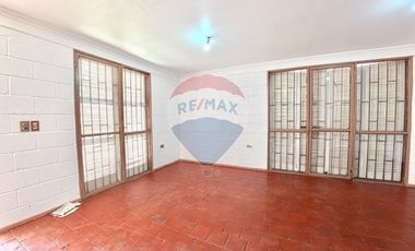 Casa 5d+3b en La Florida