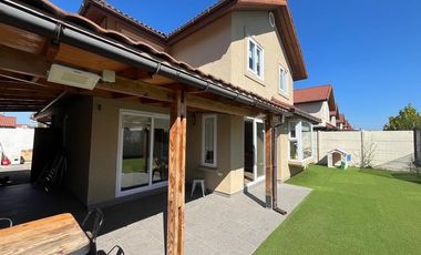 SE VENDE CASA CONDOMINO ESTANCIA LAS RASTRAS TALCA