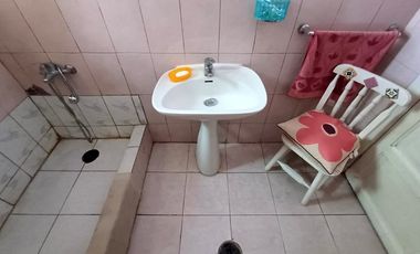 Excepcional casa en gran terreno/ Premio Nobel