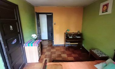 Excepcional casa en gran terreno/ Premio Nobel