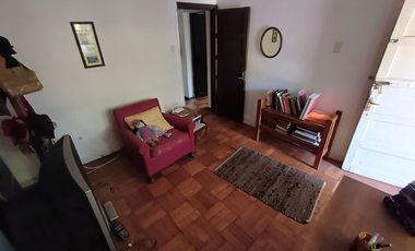 Excepcional casa en gran terreno/ Premio Nobel