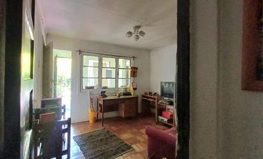 Excepcional casa en gran terreno/ Premio Nobel