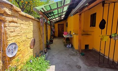 Excepcional casa en gran terreno/ Premio Nobel