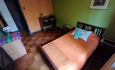 Excepcional casa en gran terreno/ Premio Nobel