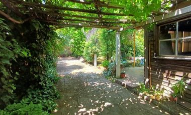 Excepcional casa en gran terreno/ Premio Nobel