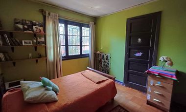 Excepcional casa en gran terreno/ Premio Nobel