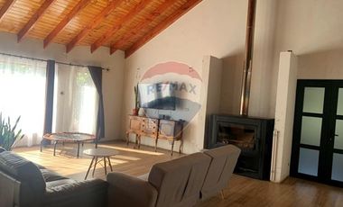 PARCELA CON CASA EN REQUEGUA SAN VICENTE T T