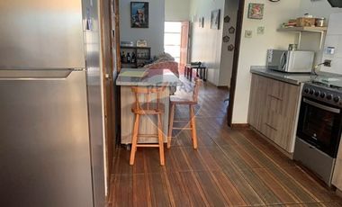 ACOGEDORA  CASA EN PICHILEMU