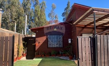 ACOGEDORA  CASA EN PICHILEMU