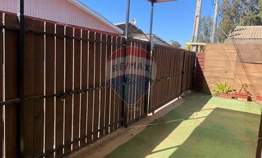 ACOGEDORA  CASA EN PICHILEMU