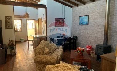 ACOGEDORA  CASA EN PICHILEMU