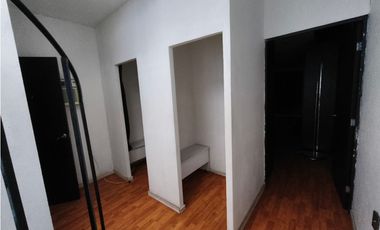 LOCAL  EN RENTA ,2 NIVELES M.AMEZCUA LEÑERO 88 m2 SAHUAYO MICHOACAN