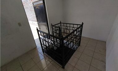 LOCAL  EN RENTA ,2 NIVELES M.AMEZCUA LEÑERO 88 m2 SAHUAYO MICHOACAN