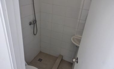 LOCAL COMERCIAL EN STRIP CENTER 25,6 M2 - SIN GASTOS COMUNES